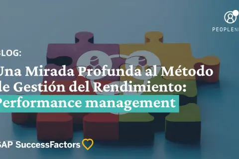 Piezas de rompecabezas unidas, simbolizando la estrategia de **performance management** para una gestión de rendimiento exitosa.