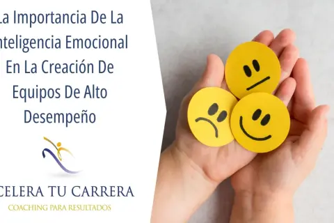 Manos sostienen caritas amarillas con diferentes expresiones, ilustrando la definición de inteligencia emocional y su impacto en equipos de alto desempeño.