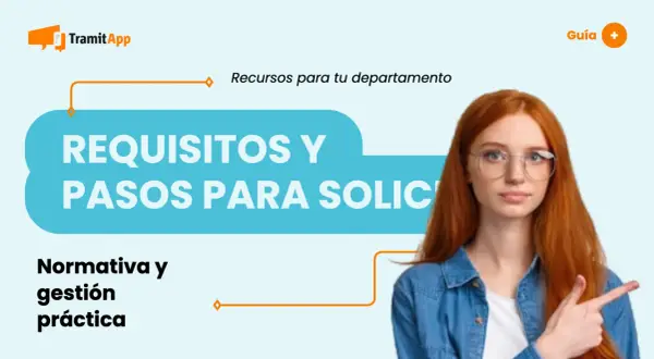 Guía sobre requisitos y pasos para solicitar excedencia voluntaria. Mujer pelirroja con gafas señala hacia la información.